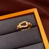 Anillo de diamante vintage transfronterizo europeo y americano, anillo abierto de estilo de corte alto de nicho, accesorio de mano versátil y exquisito