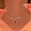 Collar de Zirconia Roja en Forma de Gota de Agua para Mujer, Cadena para Clavícula con Colgante de Lujo Ligero de Nicho Estilo Ins, Regalo para Novia