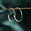 Pendientes de Aro de Plata de Ley Rey Ciervo Dorado Artesanía Retro Sólida Diseño de Nicho Barra Redonda Personalidad Simples Pendientes de Estilo Étnico para Mujer