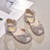 Sandalias Infantiles 2026 Estilo Verano para Niños Mayores, Zapatos de Cristal con Lazo a la Moda, Suela Suave, Zapatos Brillantes para Actuación, Modernos