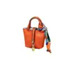 Novo Pingente de Bolsa da Moda, Chaveiro de Couro de Alta Qualidade para Carro, Bolsa Criativa Fofa para Fones de Ouvido, Acessórios para Bolsa Feminina
