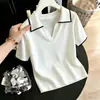 Camiseta Feminina com Gola Lapela, Ombro Reto e Manga Curta, Verão 2026, Estilo Francês High-End Levemente Maduro, Top Polo de Tricô de Seda Gelada