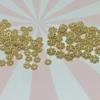 Ventas Directas de Fábrica Venta al por Mayor Aleación Conservante de Color Cuentas de Flores DIY Joyería Cuentas para Pulsera 6-7mm Cuentas Espaciadoras Piezas de Flores Joyería para Sombrero