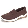 Sapatos Casuais Minimalistas Personalizados em Malha Fly-Knit para Mulheres, Slip-On Respiráveis com Solado Macio, Refrescantes e Não Abafam, Sapatos para Mães