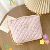 Bolsa de maquillaje acolchada estilo coreano con estampado a cuadros estilo coreano, bolso de mano de tela floral fresca, bolsa de almacenamiento para productos de cuidado de la piel y artículos diversos