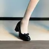 Sapatos Femininos Retrô com Laço Salto Baixo 2026 Outono Novo Slip-On Salto Alto Salto Bloco Versátil Sapatos Mary Jane