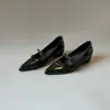 Versão em Couro~Sapatos de Bico Fino Estilo Francês para Mulheres, Novo Modelo Primavera 2026, Salto Escondido, Sapatos Mary Jane Baixos com Tira de Fechamento para Mulheres