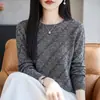 Suéter corto de punto fino de manga larga con cuello redondo, estilo perezoso de principios de otoño para mujer, nuevo de 2026, ajuste holgado, suéter elegante para usar como capa base