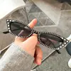 Novos Óculos de Sol Gatinho com Armação Pequena para Mulheres, Óculos de Sol Personalizados de Alta Qualidade Europeus e Americanos com Pedras de Diamante, Óculos de Sol para Fotografia de Rua Transfronteiriça