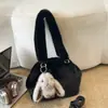 Bolso de Cubo de Peluche Bolso Pequeño para Mujer 2026 Nuevo Otoño/Invierno Súper Popular Versátil para Viajes al Trabajo Bolso Peludo de Hombro Único Cruzado