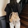 Bolsa Tote de Corrente com Rebites de Locomotiva Estilo Coreano Bolsa Feminina Mochila Multifuncional Casual Combina com Tudo para o Dia a Dia Grande Capacidade Bolsa de Ombro