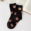 Novas meias fofas de animais com flocado para outono e inverno, meias longas de algodão penteado para mulheres, meias folgadas, meias estilo faculdade para meninas