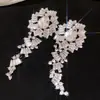 Pendientes de Flor de Perla con Circonita Incrustada de Diamantes de Lujo, Pendientes de Moda de Lujo Ligero y Gama Alta, Pendientes de Estilo Europeo y Americano con un Diseño de Nicho