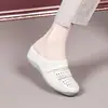 Moda Casual de Moda 2026 Primavera/Verano Mocasines Cerrados de Punta con Suela Gruesa Sandalias de Suela Blanda para Comercio Transfronterizo