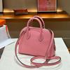 2026 Nuevo Modelo Mini Bolso tipo Cáscara de Bolos de Cuero Genuino con Patrón de Cabra, con Acabado de Alta Gama, Bolso Pequeño Exquisito para Hombro Cruzado de Viajero