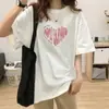 Camiseta 100% Algodão Plus Size para Mulheres, Estilo Novo de Manga Curta para o Verão, Design de Coração Rosa, Comprimento Médio, Caimento Solto, Estilo Europeu Camiseta 100kg