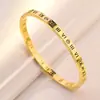Pulseira Roman Digital em Aço Titânio Nova Moda Europeia e Americana Transfronteiriça Estilo Ins Ouro 18K Pulseira Feminina de Diamante Não Desbota