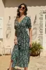 Vestido de verano nuevo sexy con cuello en V bohemio de playa para mujer europea y americana, vestido de gasa estampado para el día a día