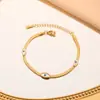 Pulseira de colar de aço de titânio transfronteiriço europeu e americano Olho do diabo de luxo leve simples para todos os jogos Corrente de osso de cobra feminina Jóias sem cor
