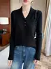 Colección de otoño e invierno: Suéter 100% lana pura con cuello verde, diseño nuevo con un pequeño patrón de trenzado, suéter versátil y elegante como capa base para mujer