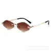 Gafas de sol sin montura de metal con estampado de leopardo, estilo europeo y americano, forma de diamante, para mujer, de alta gama, retro, moda, protección solar, versátiles, para hombre, transfronterizas