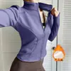Conjunto de Yoga Moldeador con Cremallera y Cuello Alto Otoño Invierno con Terciopelo Adentro Chaqueta Adelgazante Pantalones Ajustados de Cintura Alta Control de Abdomen Cadera de Durazno para Mujer