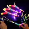 Tirachinas Brillante Flecha Voladora Libélula de Bambú Voladora Lanzador Juguete de Puesto Exterior Parque Interactivo Venta Caliente