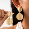 Pendientes Redondos Europeos y Americanos Transfronterizos Brillantes Cepillados, Lujo Accesible y Pendientes de Alta Gama, Pendientes Simples, Modernos y Versátiles para Mujer