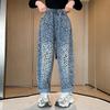 Calças Estampadas de Leopardo para Meninas Primavera e Outono 2025 Nova Moda Estilosas Tendência Jeans de Outono para Crianças Maiores