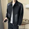 Chaqueta de cuero patchwork para hombre, estilo coreano, elegante y versátil, con cuello de solapa, nueva tendencia de moda para primavera y otoño