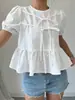 Camisa Corta Blanca de Mujer Hecha a Medida con Doble Lazo Abullonado, Manga Corta, Cuello Redondo, Dobladillo Fruncido, Estilo Francés Workwear