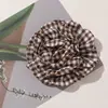 Moda Versátil Elegante Coreana Xadrez Rosa DIY Grampo de Cabelo Corda de Cabelo Adorno de Cabeça Corsage Acessórios de Flor para Roupas