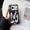 Color Sólido Corte Patrón de Llama Adecuado para Funda de Teléfono Móvil Iphone17Promax Apple 15 Tacto Suave Mate 16 Refrigeración Suave
