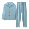 Pijama de una pieza para hombre con bordado de cabeza de ciervo, de manga larga y pantalón largo, súper vendido en transmisión en vivo, cómodo, amigable con la piel, corte holgado, venta al por mayor