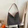 Bolso cruzado de un solo hombro vintage a la moda para mujer, bolso de axila de gran capacidad, nuevo modelo 2026, diseño versátil de bloques de color, bolso de mano simple