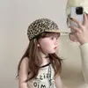 Gorras Infantiles Estilo Coreano Modernas con Estampado de Leopardo Gorra de Béisbol para Niños y Niñas Gorra Moderna de Protección Solar para Uso al Aire Libre