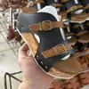 Sandalias de cuña con tiras y hebilla de suela gruesa, talla grande, comercio exterior transfronterizo, nuevo otoño 2026, zapatos de playa para mujer con punta abierta