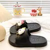 Sandalias de verano de dibujos animados desmontables para mujer, ligeras de EVA con suela plana, cómodas para usar en interiores y exteriores, chanclas para estudiantes