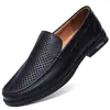 Mocasines de piel de vaca para hombre talla grande 45 suela suave superficie suave 46 transpirables sin cordones huecos talla pequeña 37 zapatos para hombre de mediana edad y mayores