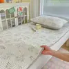 2026 Novo Modelo Conjunto de Cama para Estudante em Tecido Grosso de Algodão Natural com Bordado Acolchoado, Colchão de Cama Pequena, Tapete Refrescante e Cobertura de Cama Conjunto de Três Peças