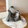 Bolsa de Mano de Moda de Lunares Nueva Otoño 2026 Casual Gran Capacidad Simple Estilo Coreano Bolso de Hombro para Viajar Moderno