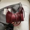 Bolso de Hombro Retro de Moda con Tachuelas, Bolso Simple para Debajo del Brazo, Bolso Cruzado para Mujer, Bolso Cubo Versátil de Moda Casual para el Día a Día