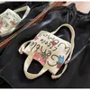 Bolsa Pequena de Lona com Letras Moda Feminina Comércio Exterior Nova Casual Estilo Ocidental Transversal para Celular Bolsa de Mão para Sair Atacado