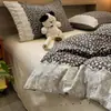 Conjunto de quatro peças com acabamento em renda de algodão puro 2026 novo modelo conjunto de três peças para dormitório estudantil capa de edredom roupa de cama