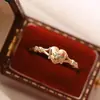 Anillo Casual y de Moda con Forma de Corazón Chapado en Oro para Mujeres Accesorios Portátiles Populares en Instagram Joyería de Corazón Venta Directa de Fábrica