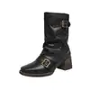 Comercio exterior transfronterizo talla grande nuevo estilo otoño e invierno 2026 botas apiladas para mujer con hebilla de cinturón, tacón grueso, punta cuadrada, plisadas de media pantorrilla, estilo equitación