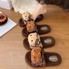 Novas Pantufas de Pelúcia Estampa de Leopardo 2025 para Mulheres Fofas Outono e Inverno Casa Interior Antiderrapante Supermercado Atacado Pantufas de Algodão para Mulheres