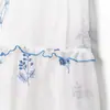 Comercio Exterior 2026 Primavera Nuevo Estilo Europeo y Americano Moda Femenina Sexy Chica Atractiva Vestido con Volantes Bordado Hombros Descubiertos