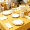 Bestseller transfronterizo: Platos de papel de color sólido con forma especial, servilletas de papel, manteles desechables de encaje amarillo para cumpleaños familiar, artículos para fiestas