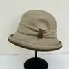 2026 Estilo Coreano Nuevo Sombrero de Pescador con Ala Enrollada Otoño/Invierno para Mujer Protección Solar Cortavientos para Exteriores Sombrilla Versátil Sombrero Cubeta para Mujer